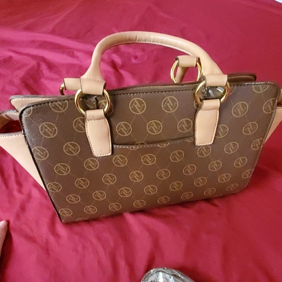 Adrienne Vittadini Satchel Handbag - Picture 5 of 8